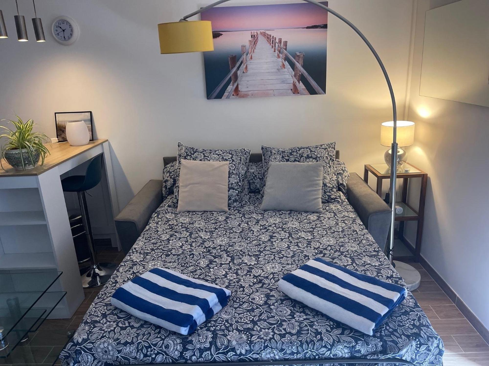 Joli Studio Vue Mer, Piscine, Tennis, Parking 앙티브 외부 사진