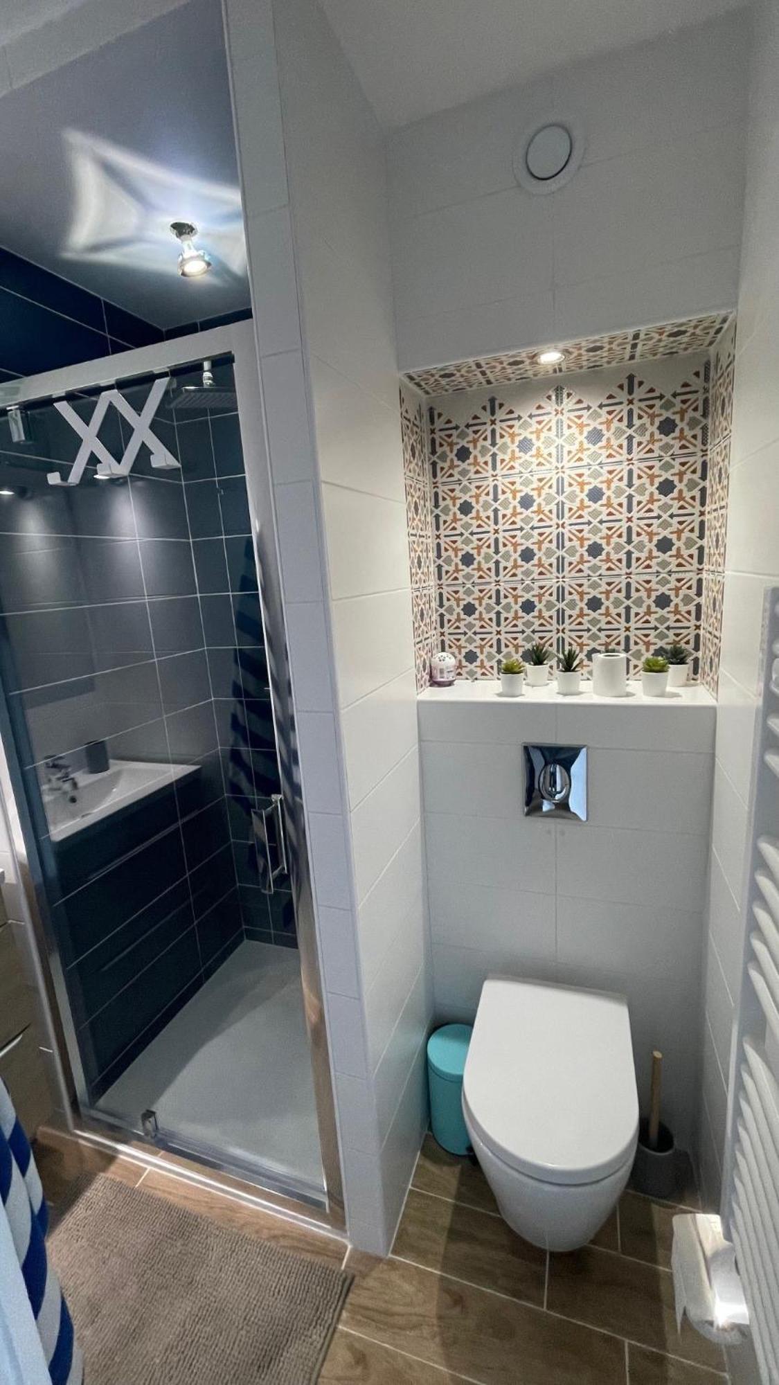 Joli Studio Vue Mer, Piscine, Tennis, Parking 앙티브 외부 사진
