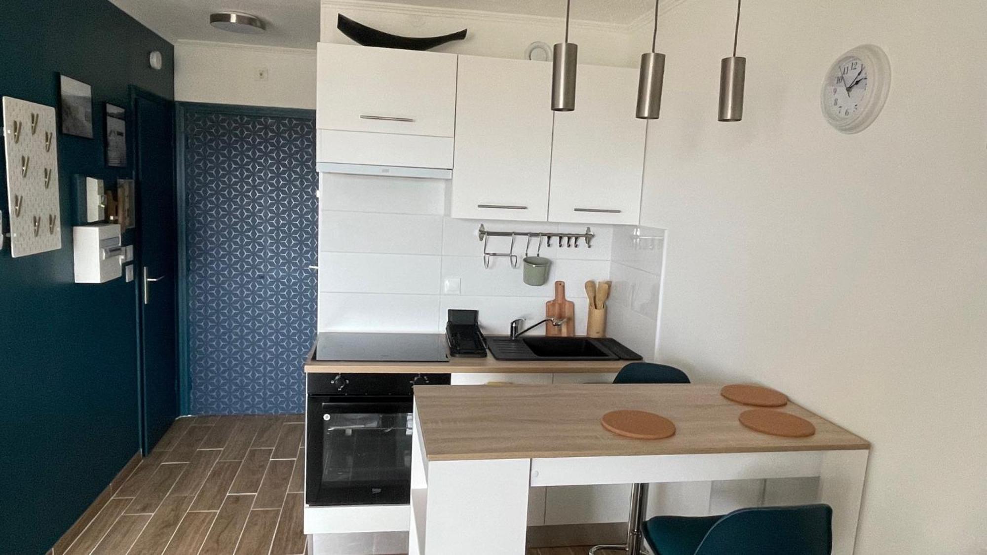 Joli Studio Vue Mer, Piscine, Tennis, Parking 앙티브 외부 사진