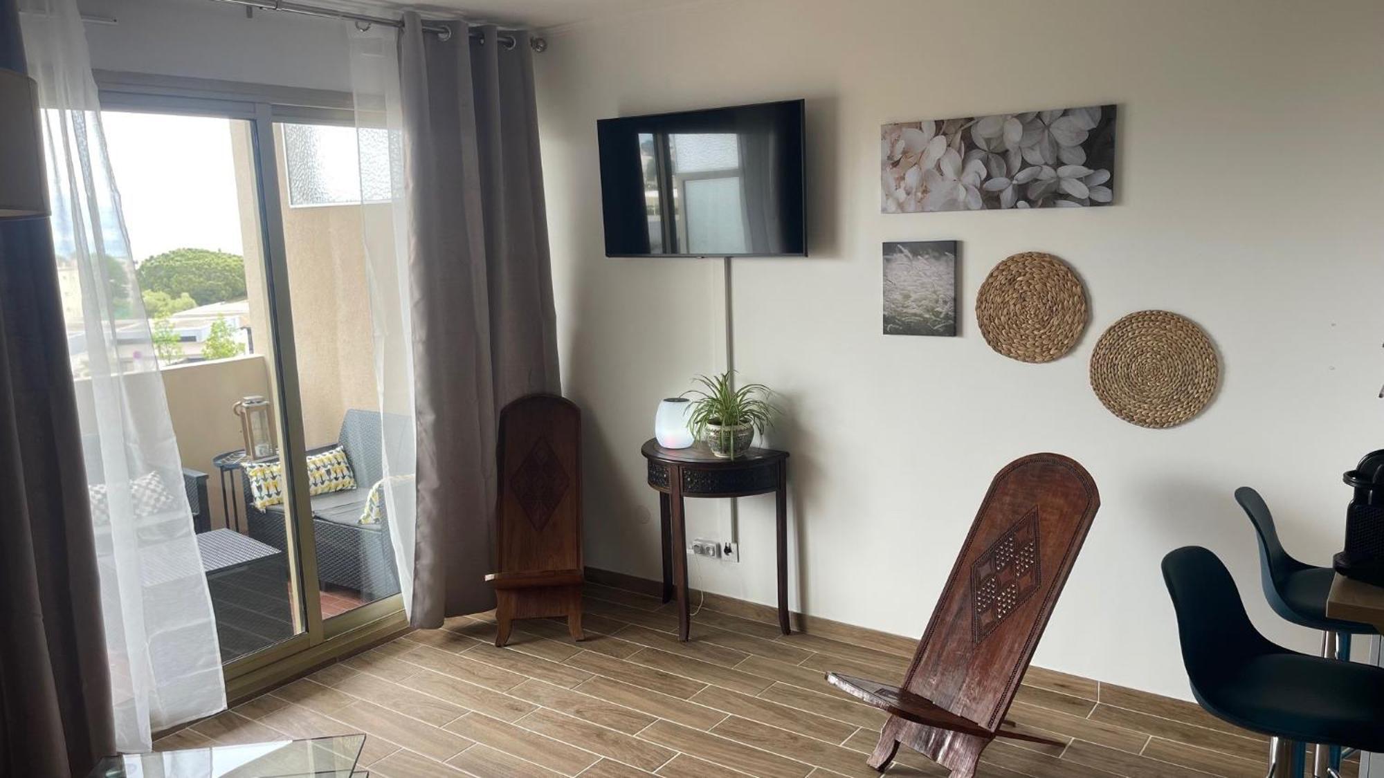 Joli Studio Vue Mer, Piscine, Tennis, Parking 앙티브 외부 사진