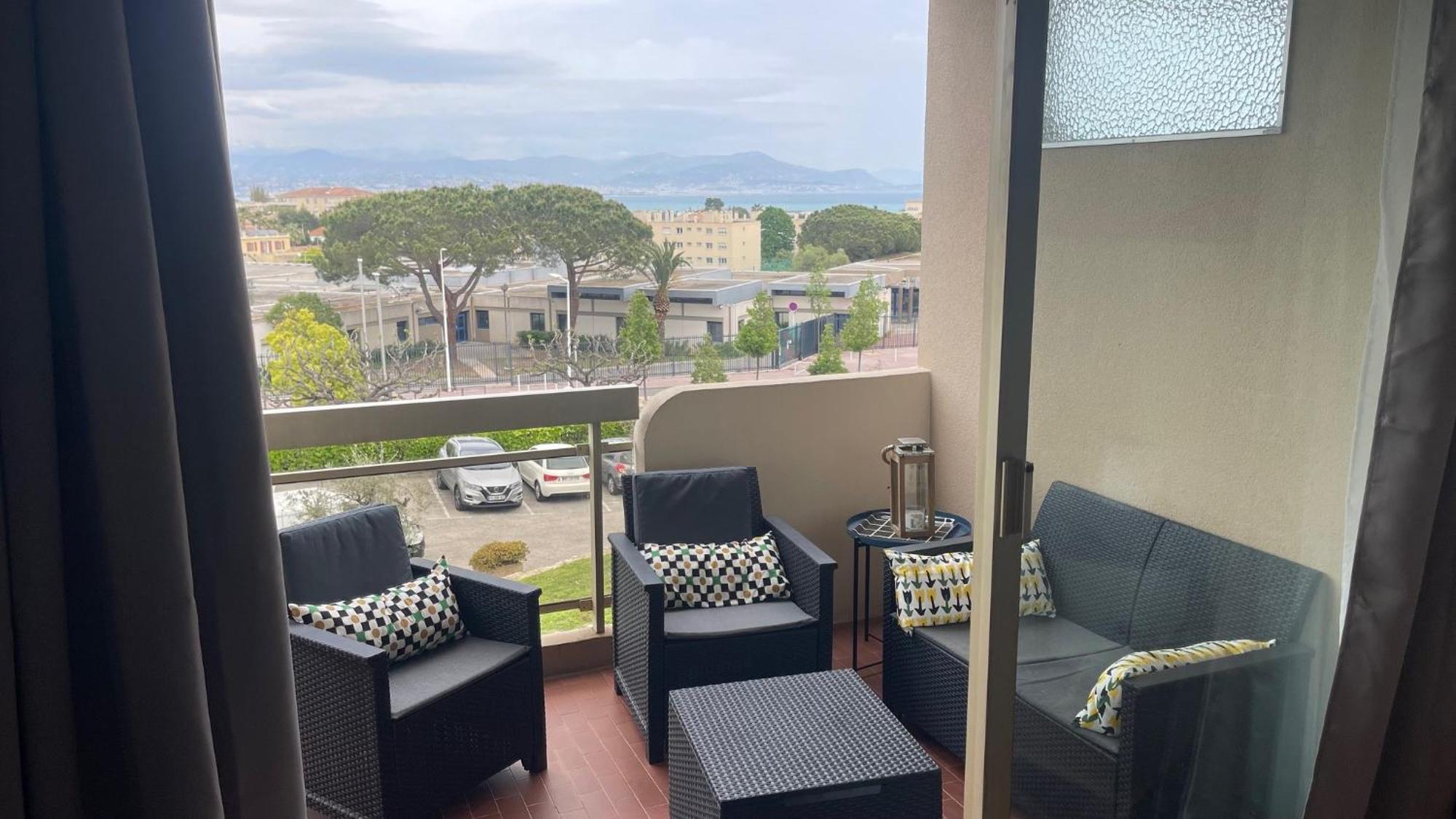 Joli Studio Vue Mer, Piscine, Tennis, Parking 앙티브 외부 사진